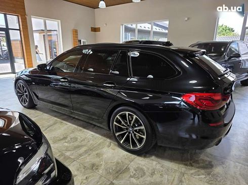 BMW 5 серия 2017 - фото 6