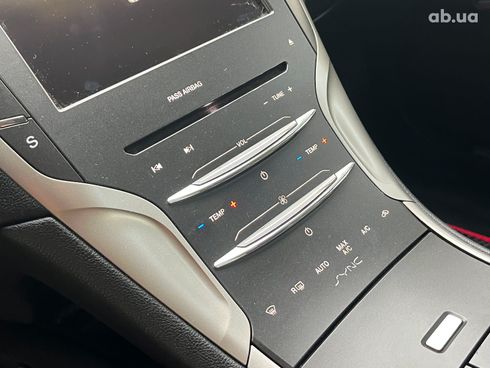 Lincoln MKZ 2015 серый - фото 38