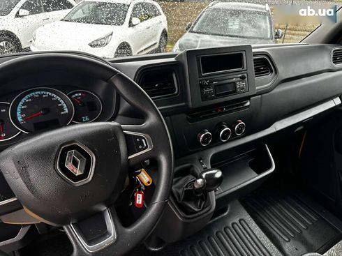 Renault Master 2020 - фото 24