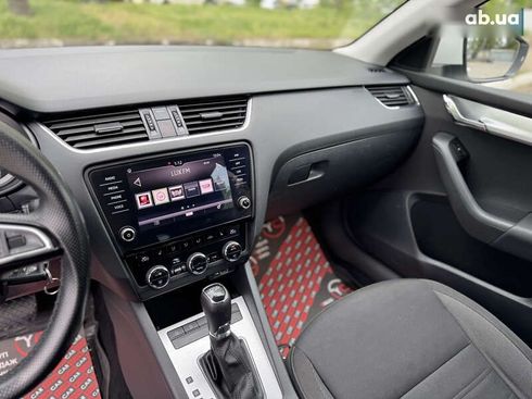Skoda Octavia 2018 - фото 30