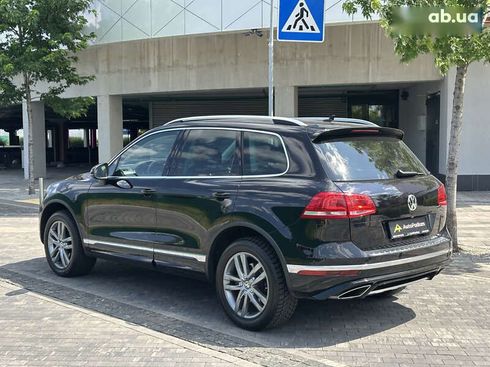 Volkswagen Touareg 2015 - фото 10
