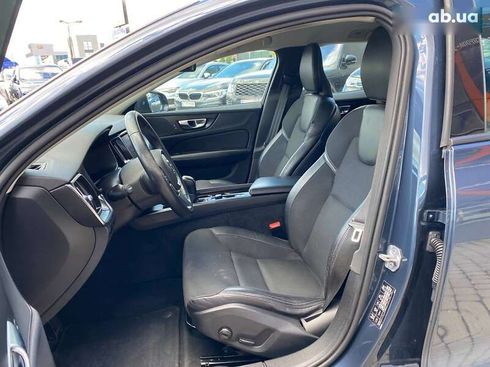 Volvo V60 2019 - фото 18