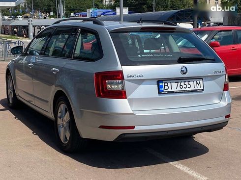 Skoda Octavia 2020 - фото 5