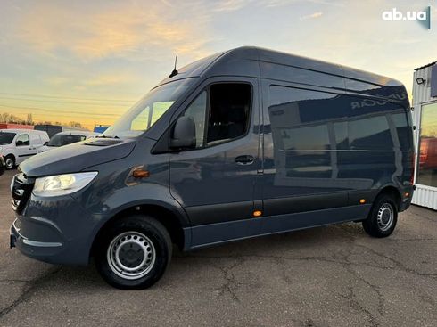 Mercedes-Benz Sprinter 2021 - фото 16