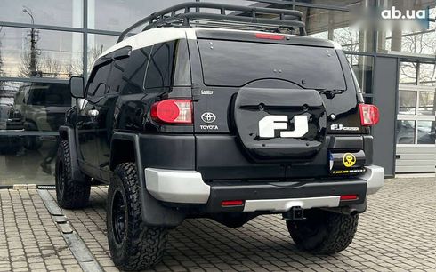 Toyota FJ Cruiser 2008 - фото 5