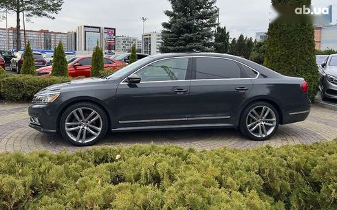 Volkswagen Passat 2017 - фото 4