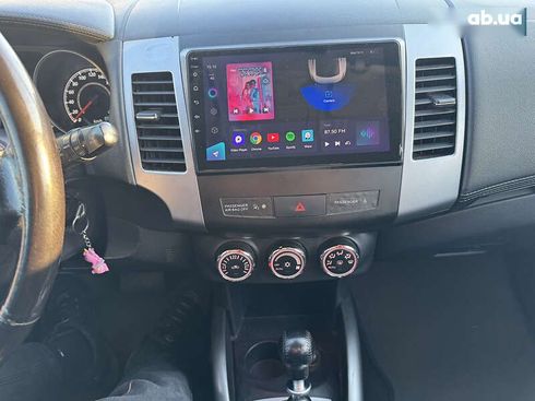 Mitsubishi Outlander 2012 - фото 21