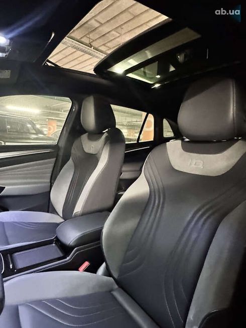 Volkswagen ID.4 2022 - фото 8