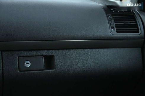 Volkswagen Touran 2007 - фото 22
