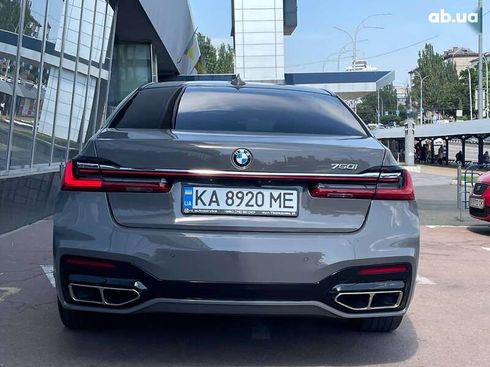 BMW 7 серия 2017 - фото 7