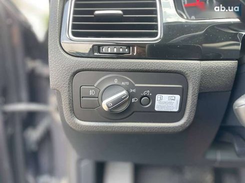 Volkswagen Touareg 2012 - фото 26