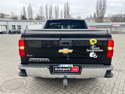 Chevrolet Silverado 2018 черный - фото 6