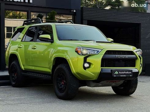 Toyota 4Runner 2021 - фото 3