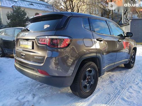 Jeep Compass 2020 - фото 9