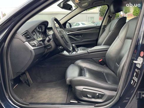 BMW 5 серия 2017 - фото 19