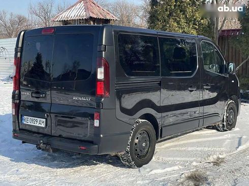 Renault Trafic 2015 - фото 9