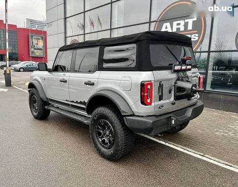 Ford Bronco 2022 - фото 12