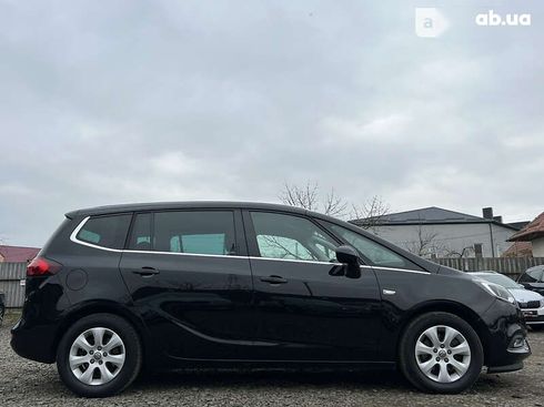 Opel Zafira 2017 - фото 8