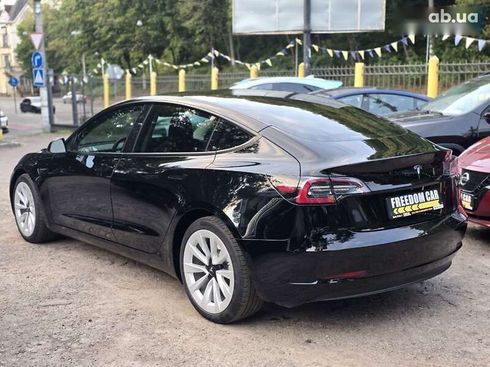 Tesla Model 3 2022 - фото 3