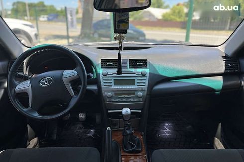 Toyota Camry 2008 - фото 11