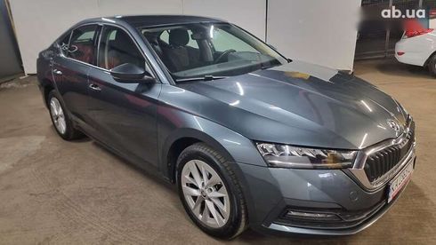 Skoda Octavia 2021 - фото 6