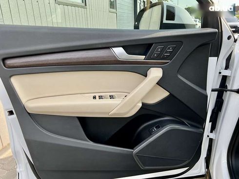 Audi Q5 2021 - фото 16