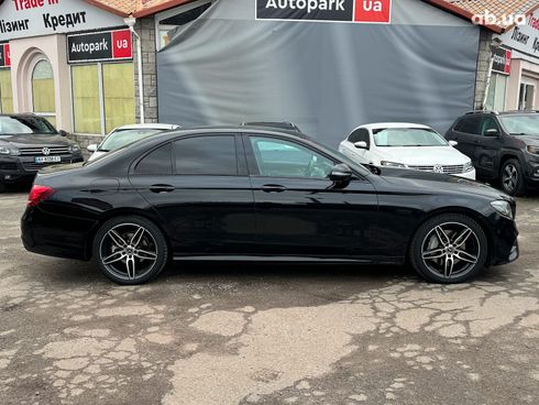 Mercedes-Benz E-Класс 2018 черный - фото 7