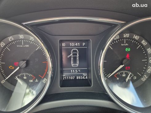 Skoda Superb 2014 серебристый - фото 4