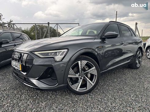 Audi E-Tron 2021 - фото 5