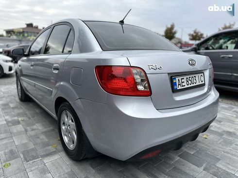 Kia Rio 2010 - фото 14