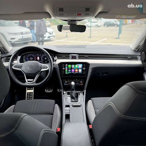 Volkswagen passat alltrack 2021 - фото 25