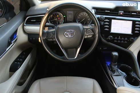 Toyota Camry 2017 - фото 24