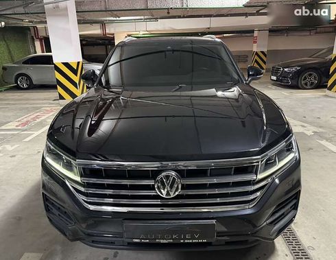 Volkswagen Touareg 2020 - фото 5