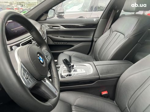 BMW 7 серия 2021 - фото 10