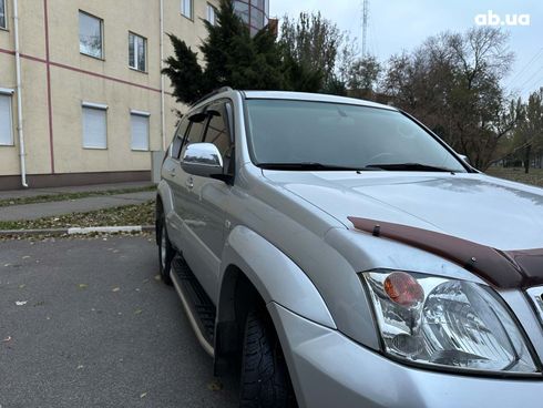 Toyota Land Cruiser Prado 2003 серый - фото 10