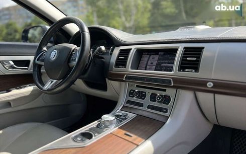 Jaguar XF 2013 - фото 12