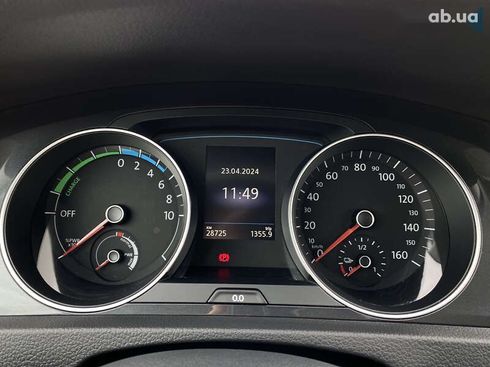 Volkswagen e-Golf 2020 - фото 26