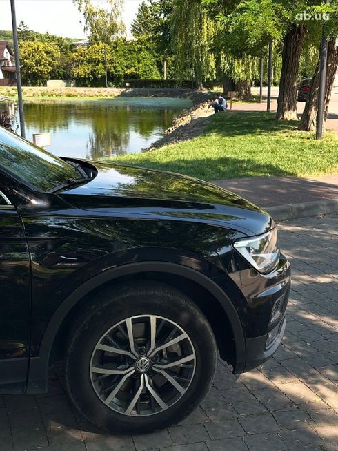 Volkswagen Tiguan Allspace 2019 черный - фото 14