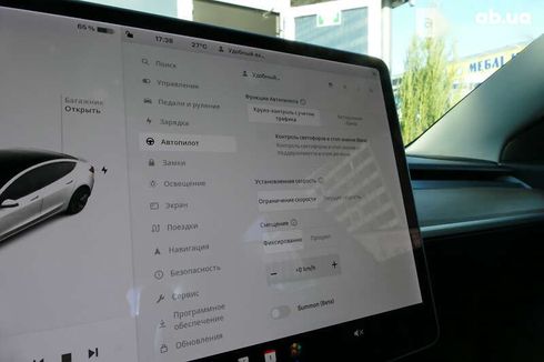 Tesla Model 3 2020 - фото 23