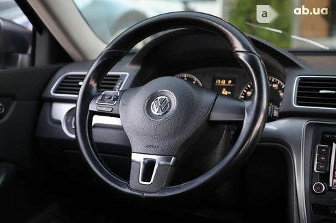 Volkswagen Passat 2015 - фото 12