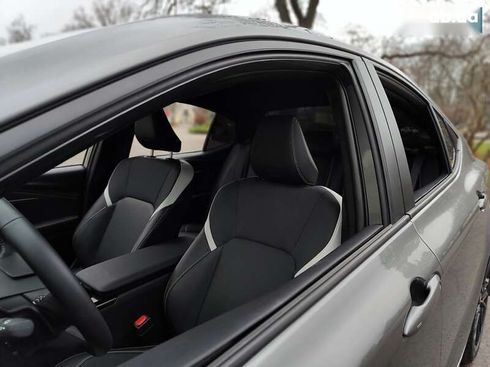 Toyota Camry 2024 - фото 4