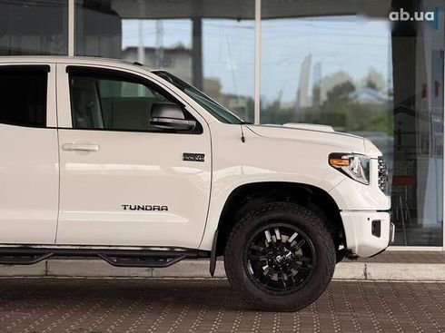 Toyota Tundra 2018 - фото 8