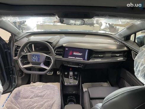 Audi Q4 e-tron 2025 - фото 11