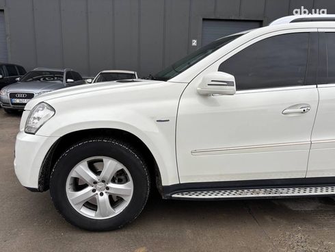 Mercedes-Benz GL-Класс 2011 белый - фото 10