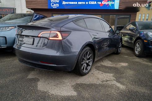 Tesla Model 3 2021 - фото 12