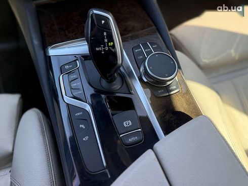 BMW 5 серия 2018 - фото 17