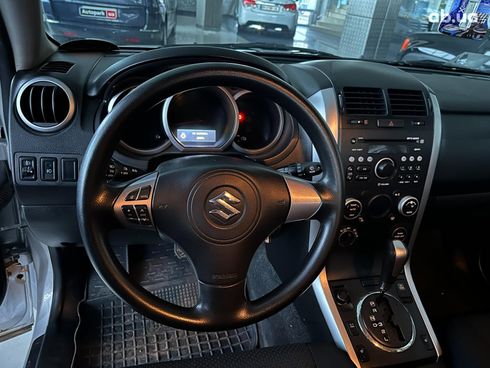 Suzuki Grand Vitara 2008 серый - фото 18