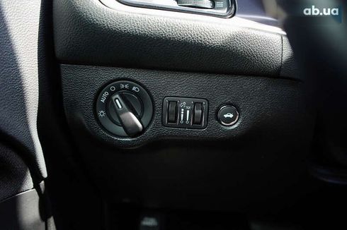 Dodge Challenger 2019 - фото 18