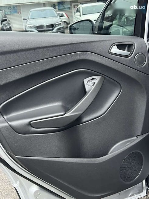 Ford Escape 2019 - фото 28