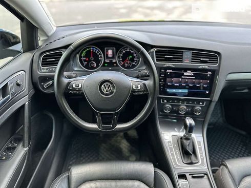 Volkswagen e-Golf 2017 - фото 27